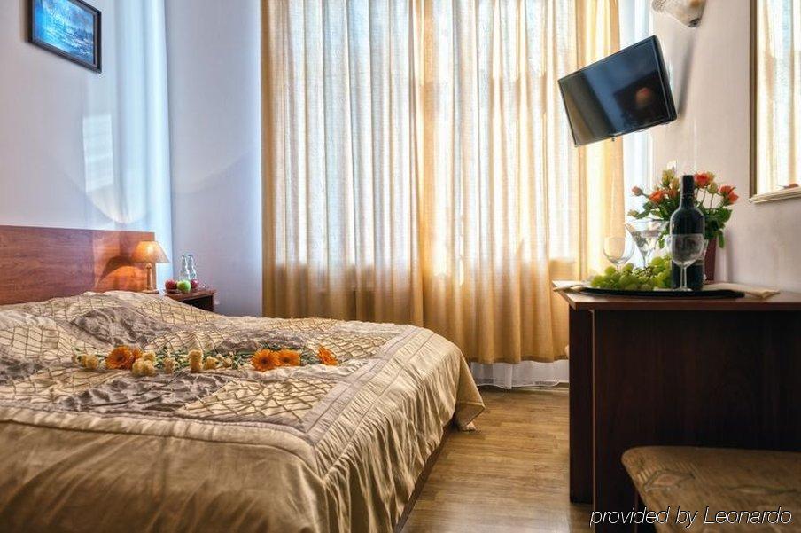 Pokoje Goscinne Rubens Krasków Εξωτερικό φωτογραφία